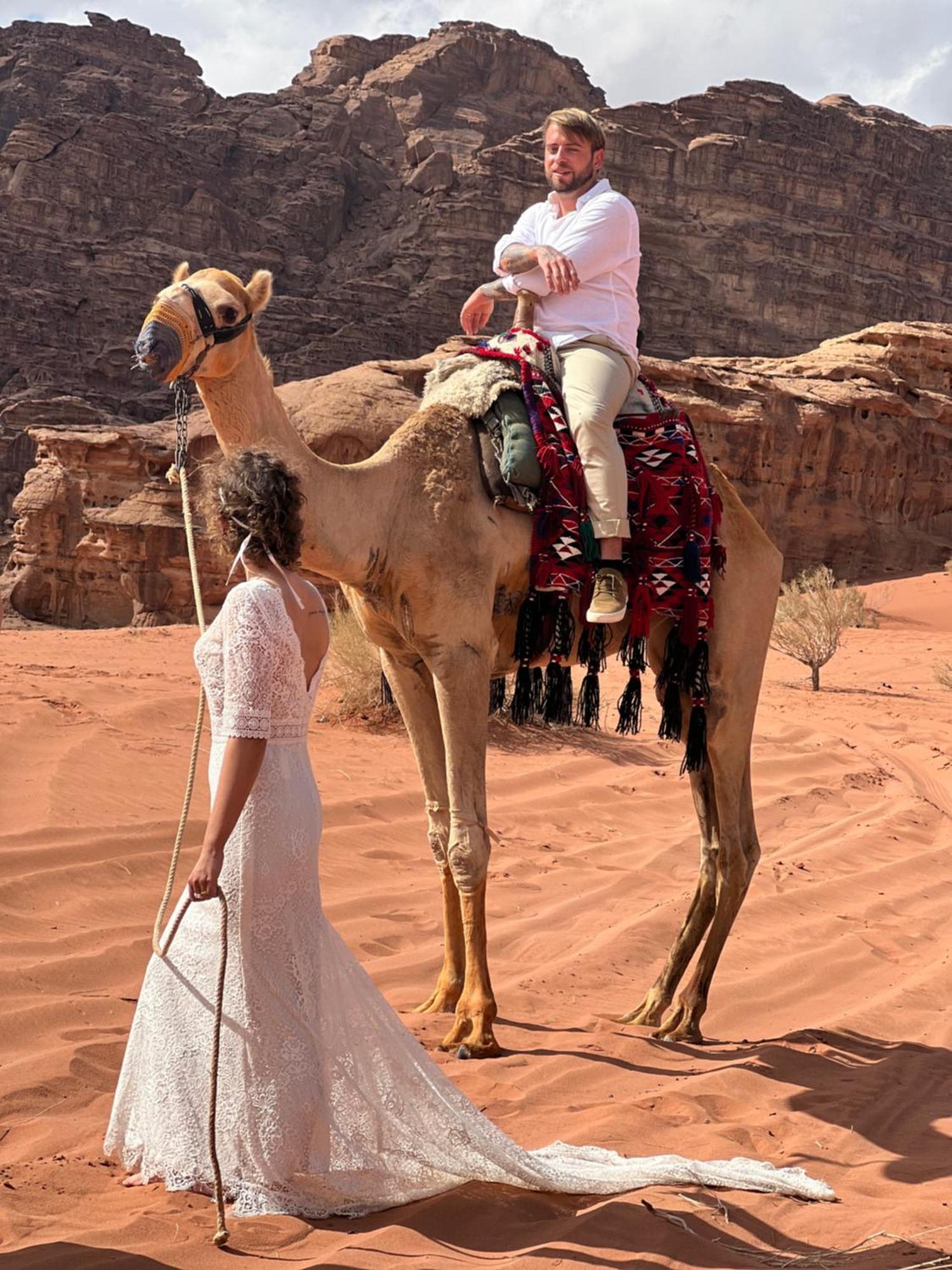 Wadi Rum Rose Luxury Camp Bagian luar foto