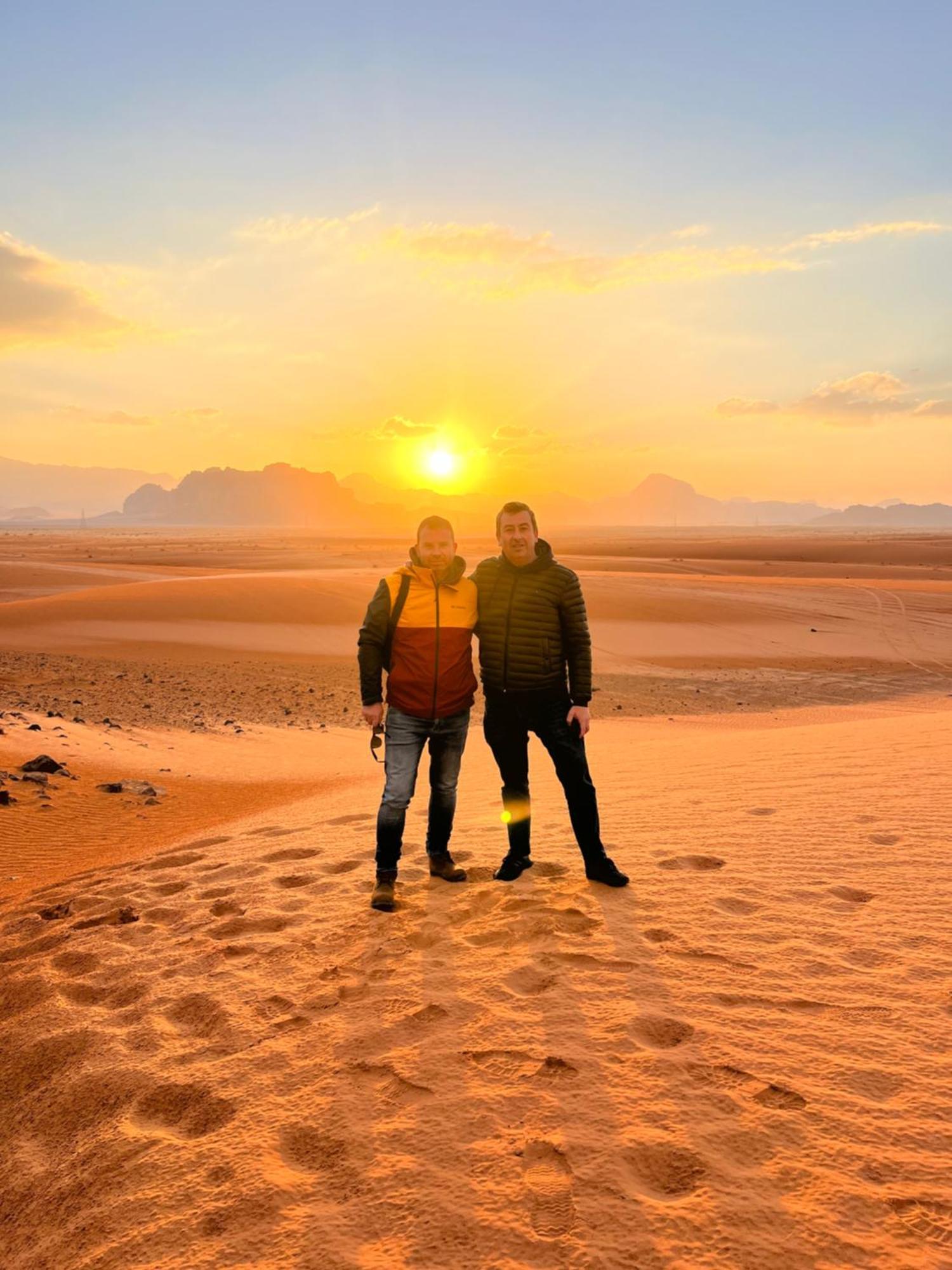 Wadi Rum Rose Luxury Camp Bagian luar foto
