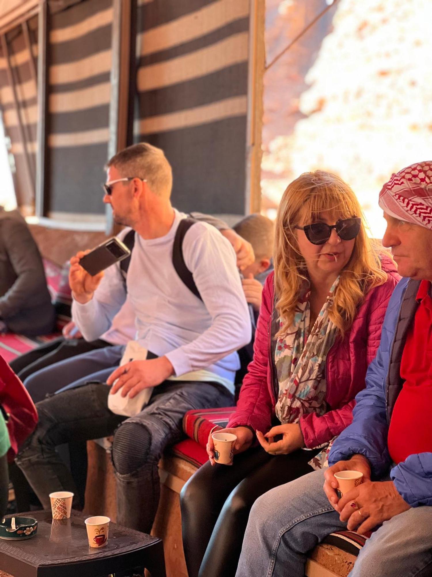 Wadi Rum Rose Luxury Camp Bagian luar foto