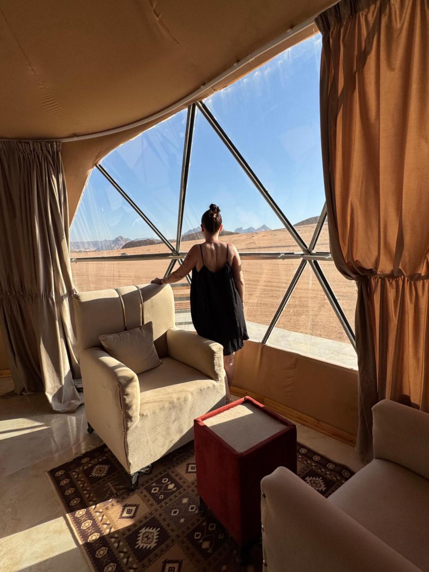 Wadi Rum Rose Luxury Camp Bagian luar foto