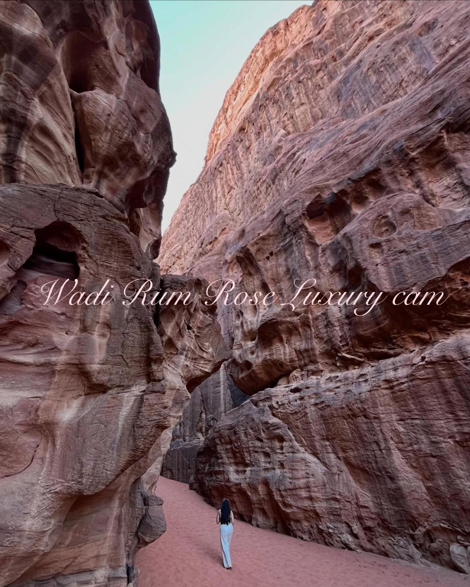 Wadi Rum Rose Luxury Camp Bagian luar foto