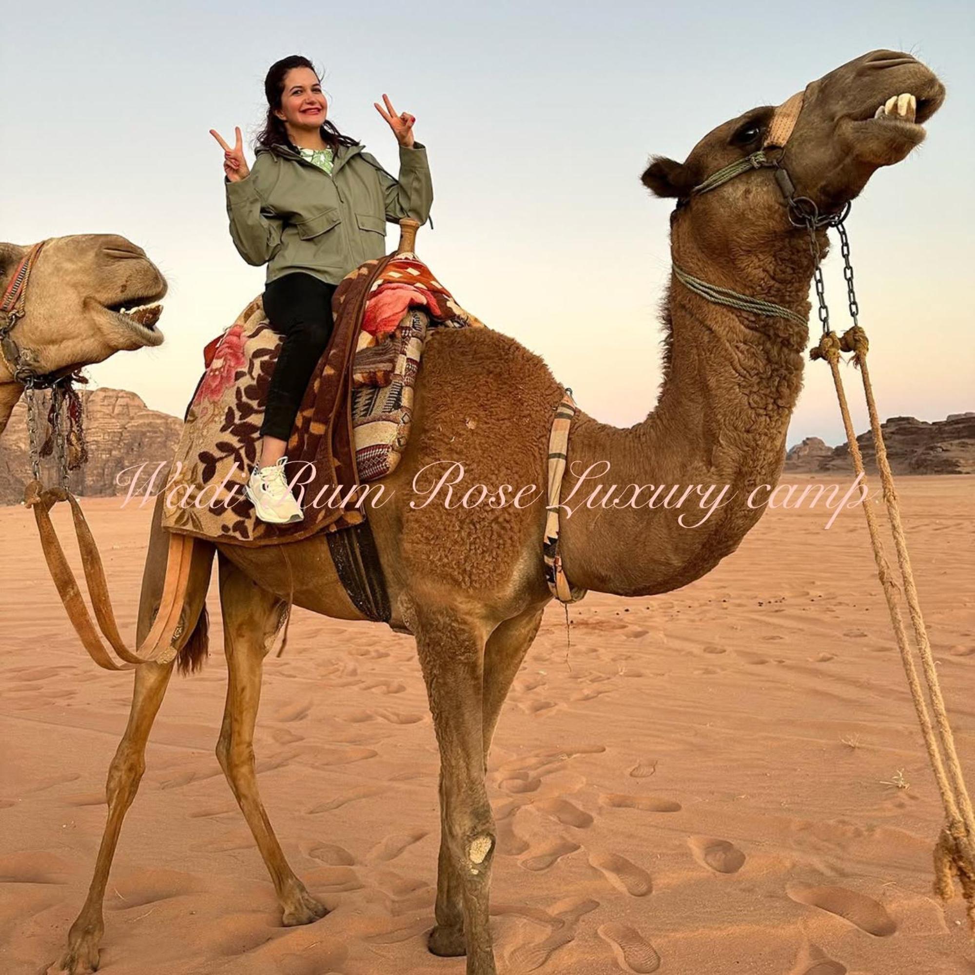 Wadi Rum Rose Luxury Camp Bagian luar foto