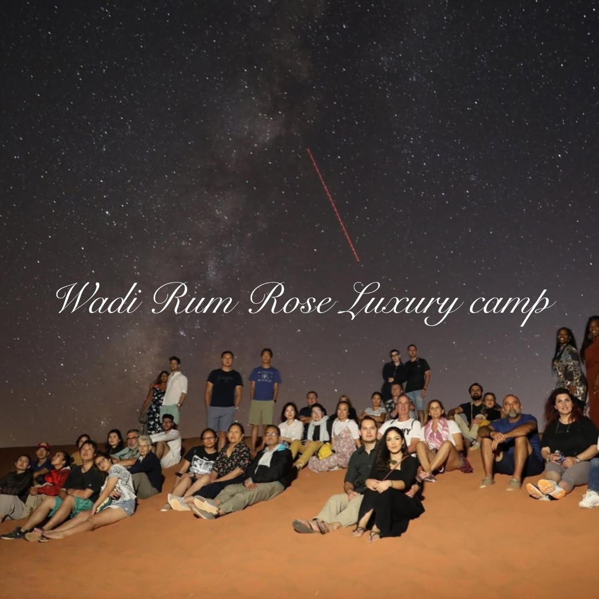 Wadi Rum Rose Luxury Camp Bagian luar foto