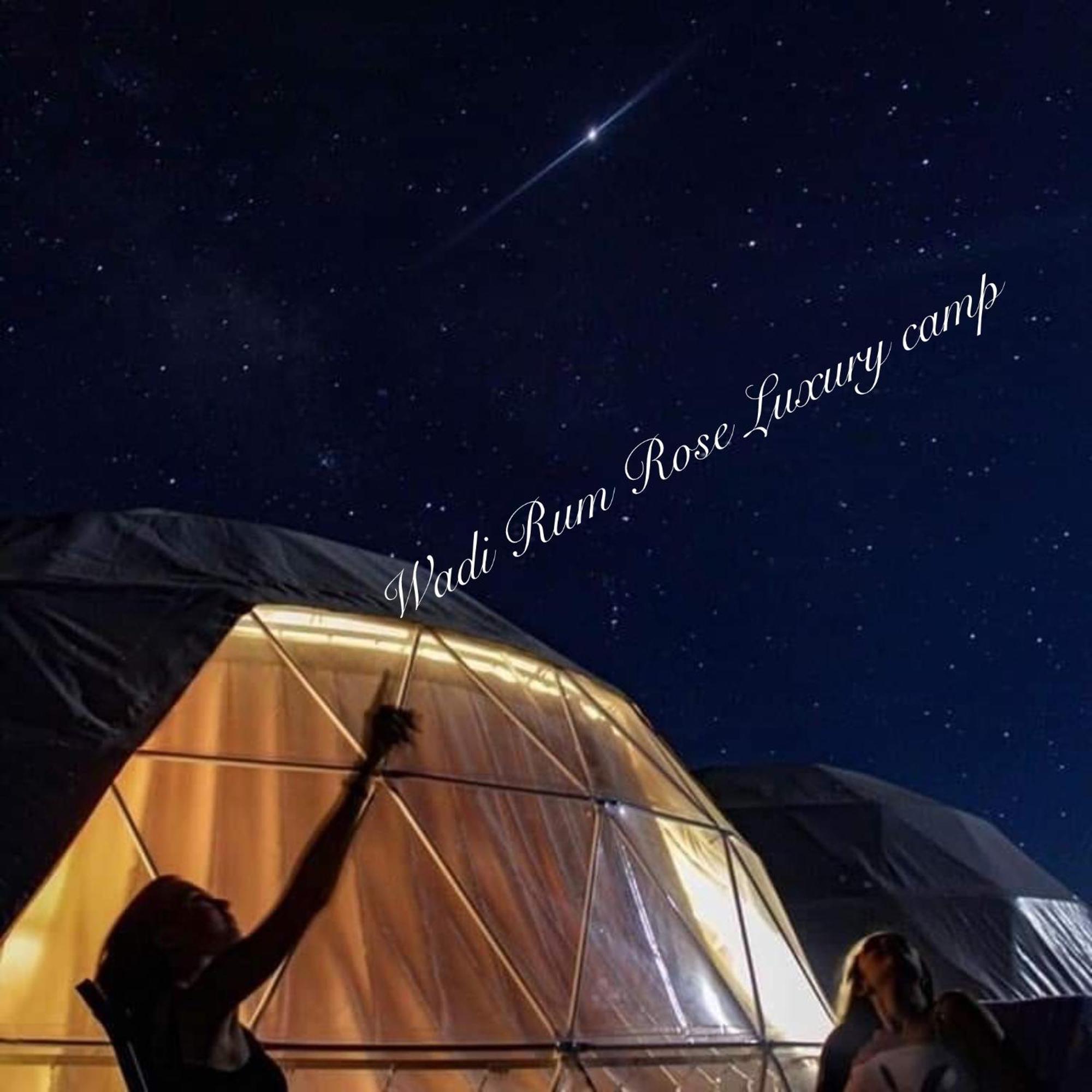 Wadi Rum Rose Luxury Camp Bagian luar foto